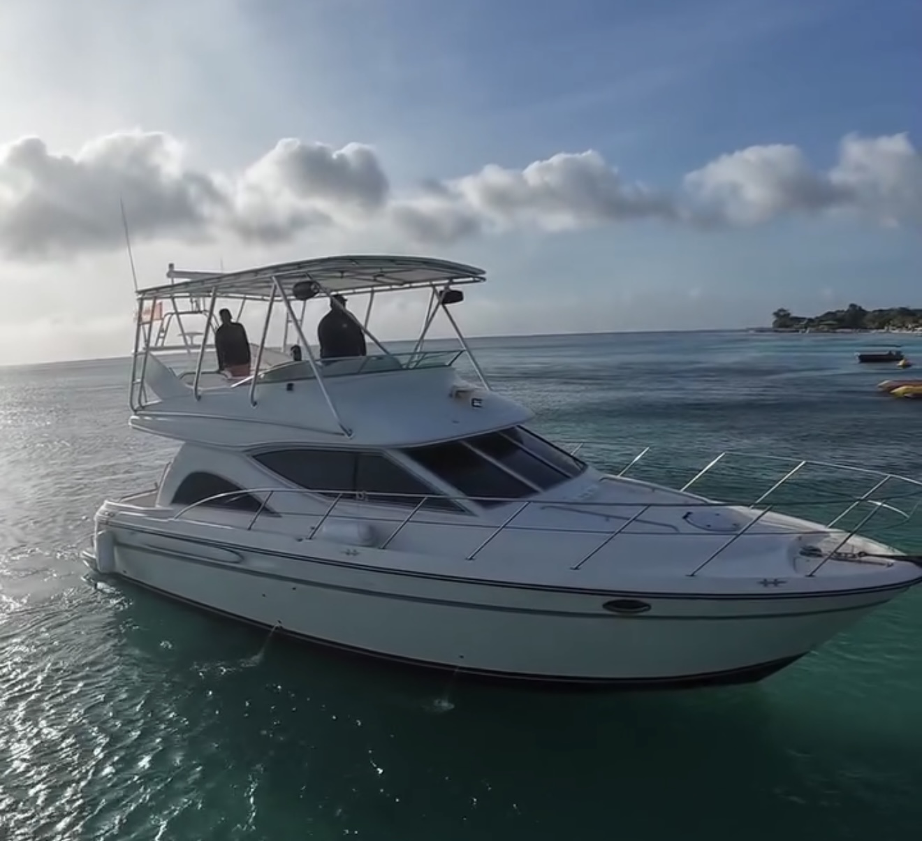 Private Charters in Yacht